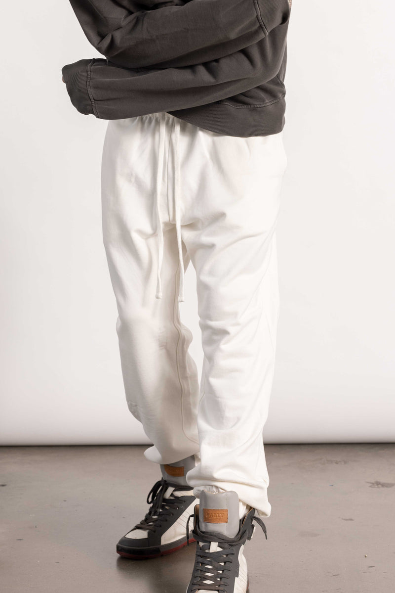 White male model with edgy style wearing a Pima cotton sweatpants.