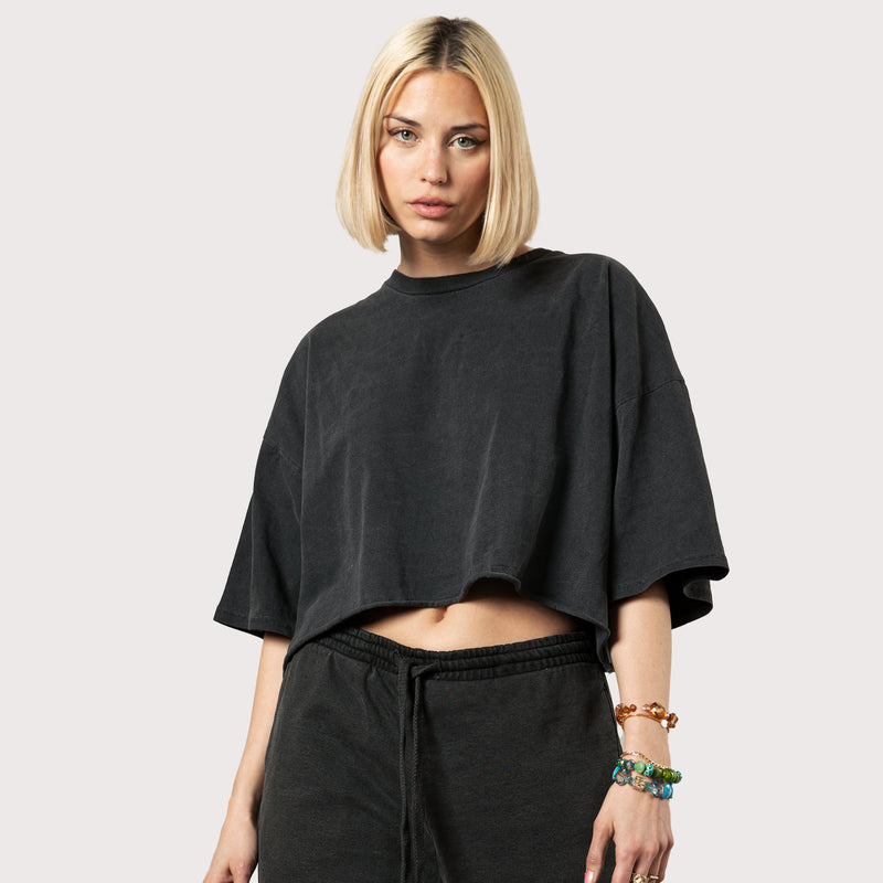 women cropped t-shirt